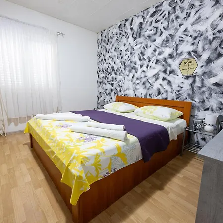 Turina * Makarska