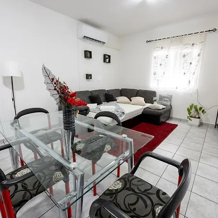 Turina Makarska