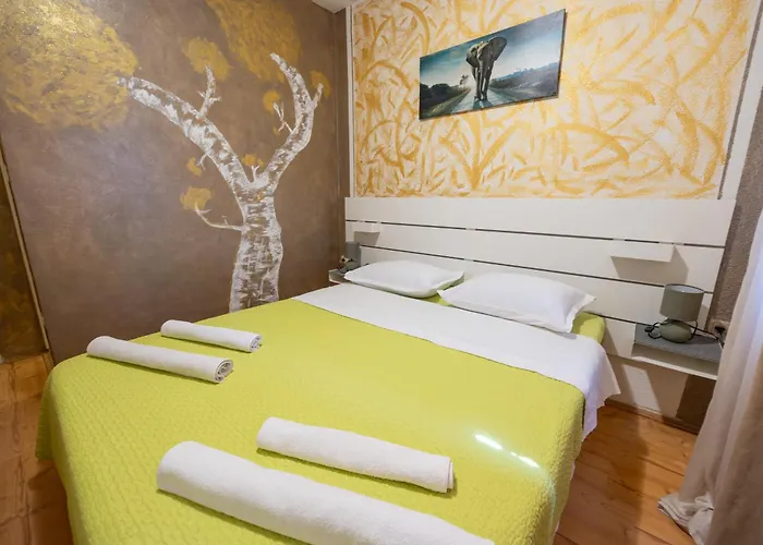 Turina Apartament *